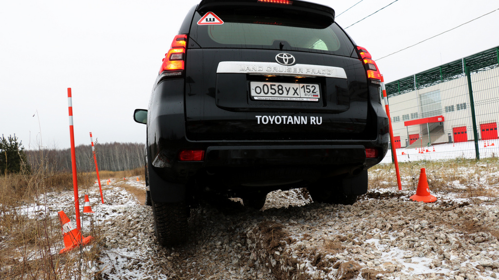 Toyota Land Cruiser Prado фото